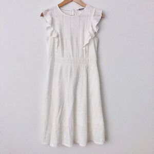 White Lace Butterfly Sleeve Dress